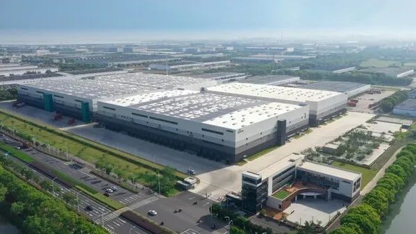 鞋业巨头中国自动化基地开业！